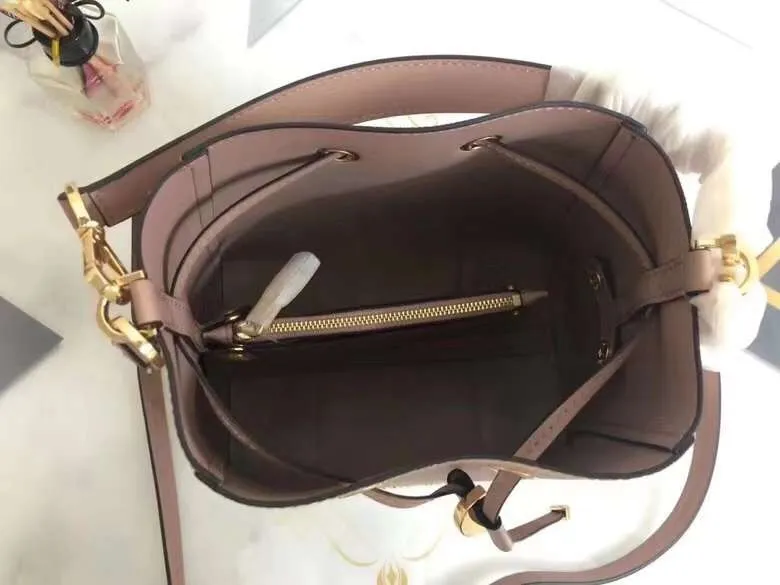 All Categories Official Website "Brand Women's Bags" Women's Bags 💙 MK 2023 New MK Bucket Bag
